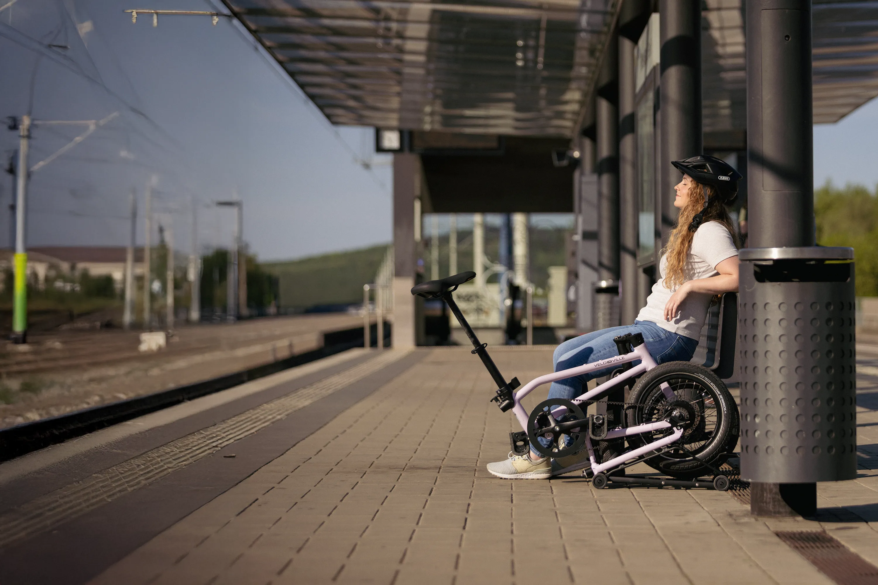 VDV_Foldy_Bahnhof